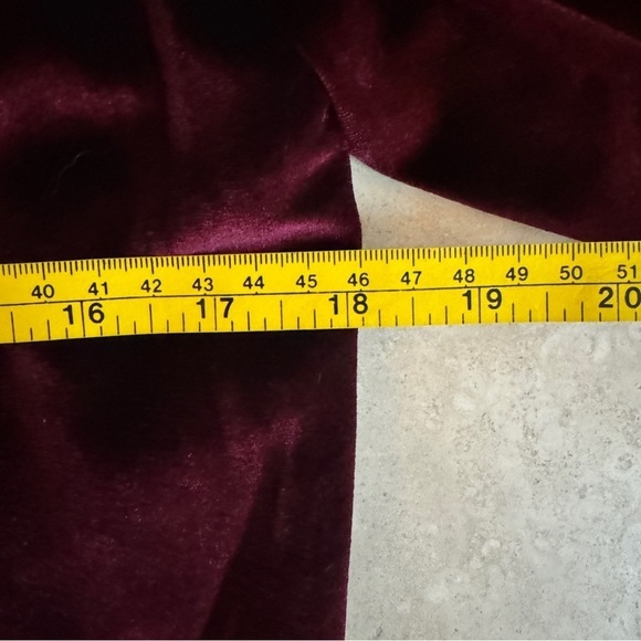 FATE Burgundy Red Velvet Luxe Notched Lapel One Button Blazer Womens Size S - Picture 12 of 14